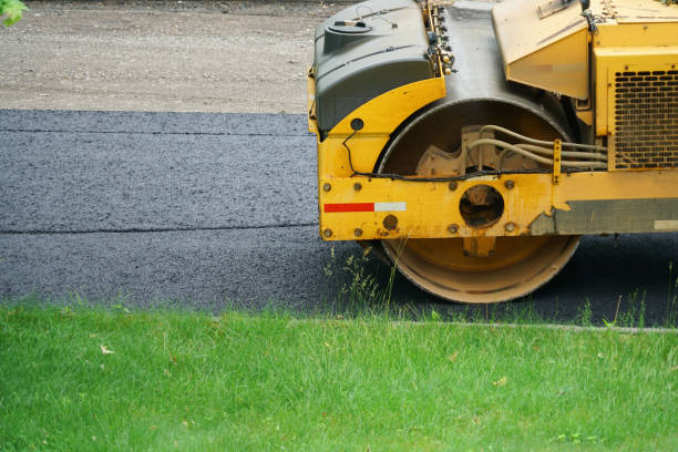 Best Local Driveway Pavers  in Englishtown, NJ